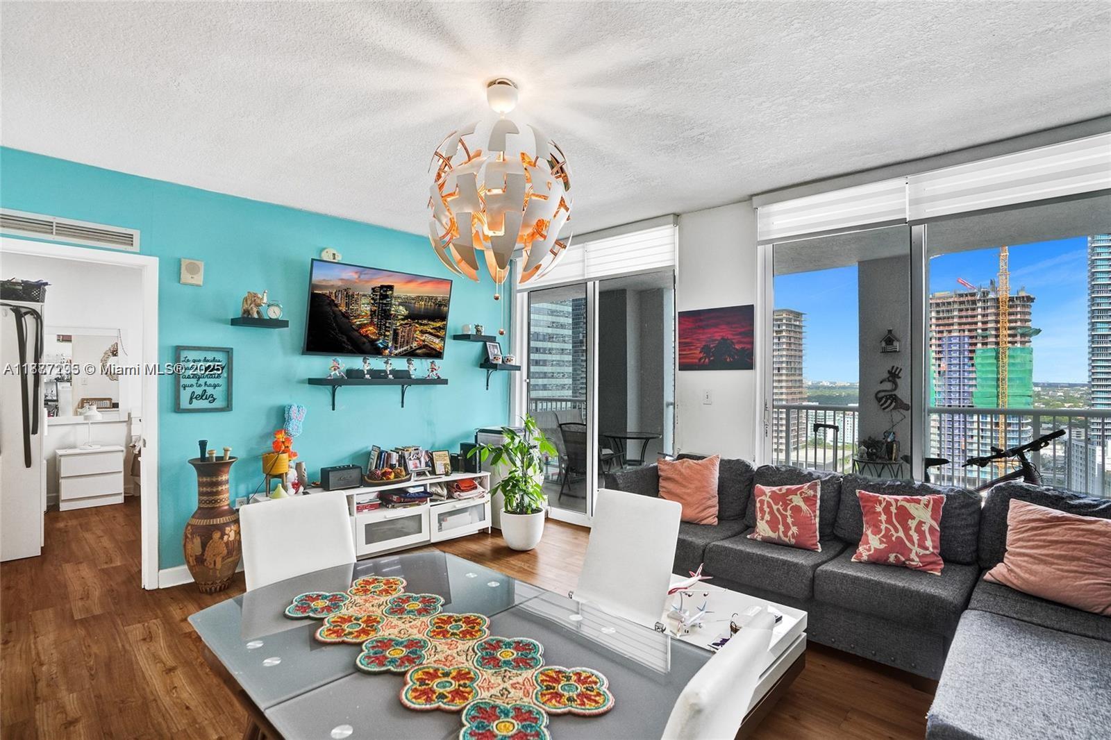 170 SE 14th St 2907