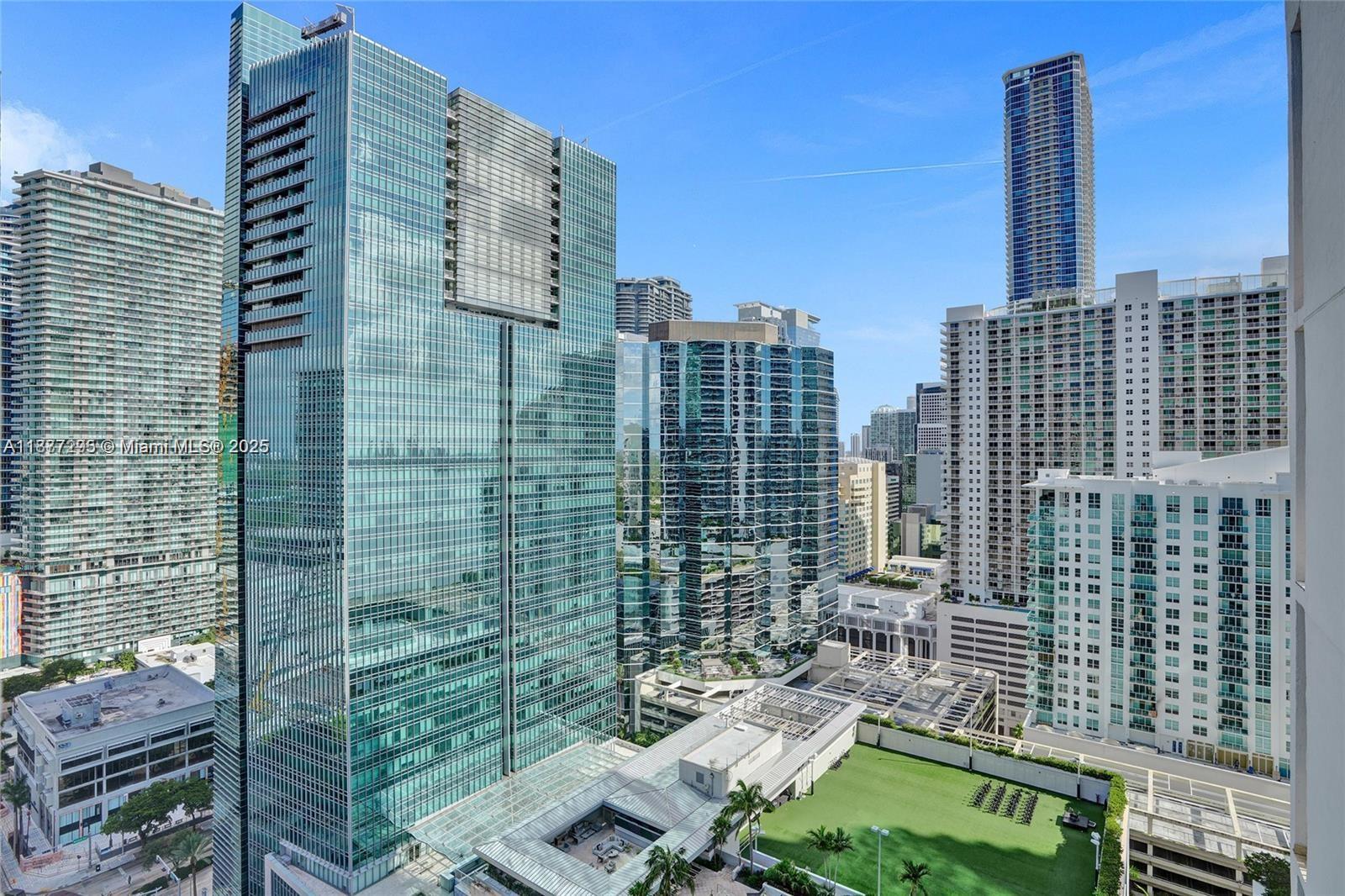Furnished apartment in the heart of Brickell. Features 1 bedroom, 1 bathroom in 29th floor, oversized balcony, washer/Dryer inside of the unit. Walking distance to the City Center Mall, metro rail, the financial district and Nightlife Brickell is the place to be.
The building amenities include: Front desk personal, the Gym, Heated Pool and Lockers with Steam room, Sauna and Showers. The unit has one assigned parking space.