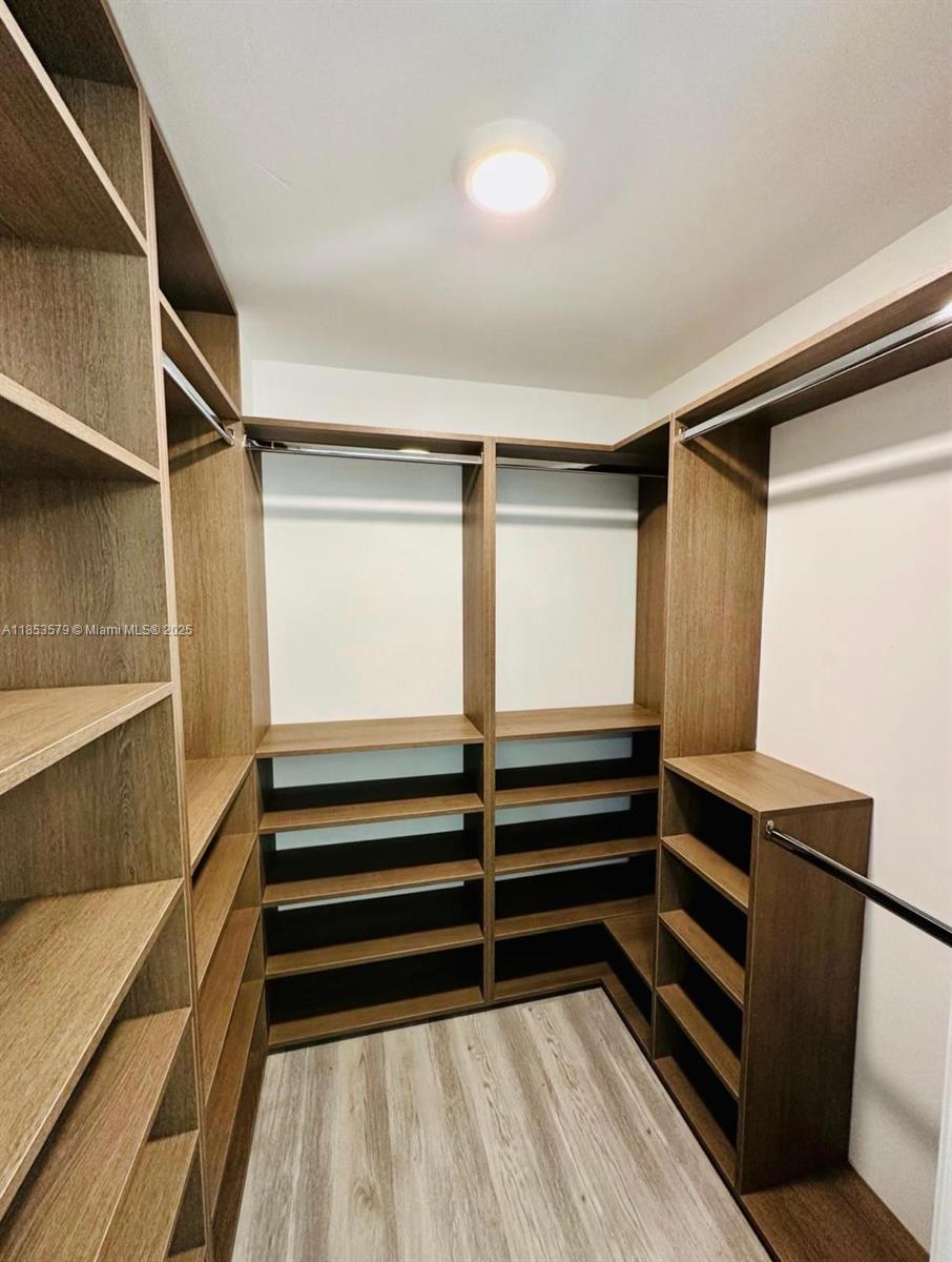 NO 39 PALM-AIRE COUNTRY C - Residential Lease