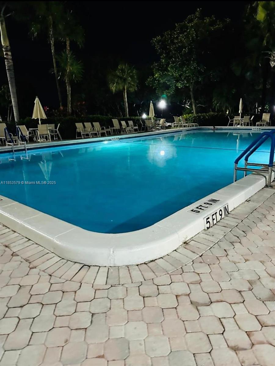 NO 39 PALM-AIRE COUNTRY C - Residential Lease