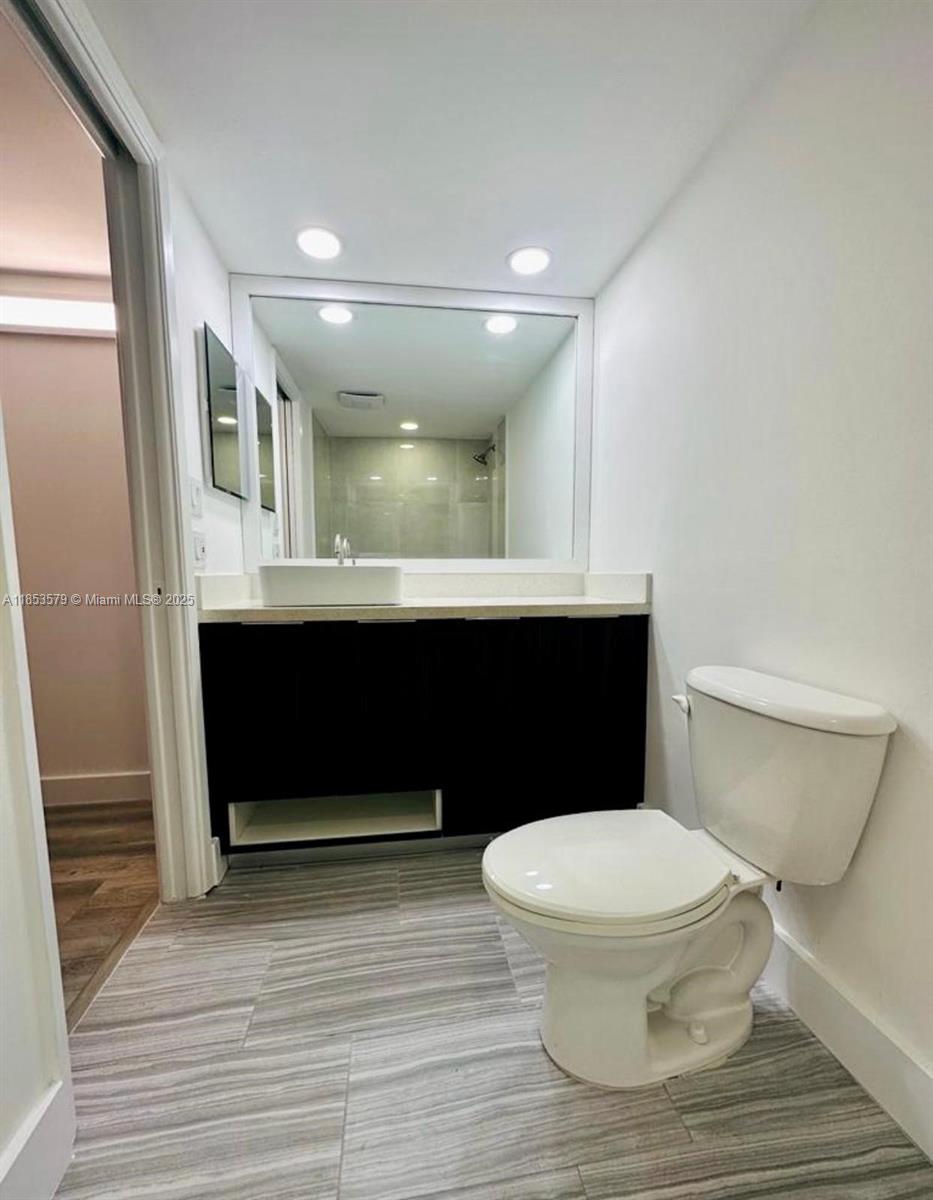 NO 39 PALM-AIRE COUNTRY C - Residential Lease