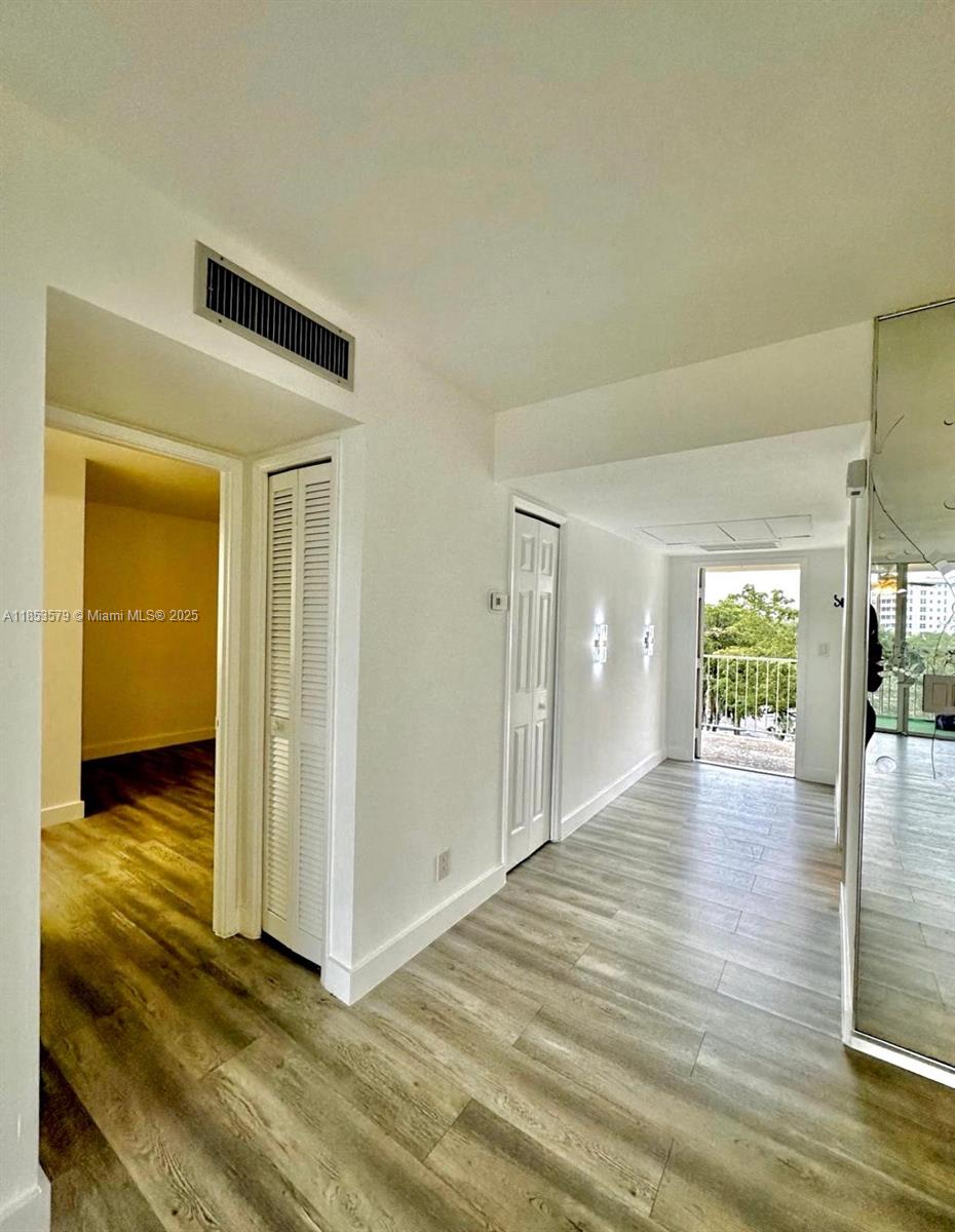 NO 39 PALM-AIRE COUNTRY C - Residential Lease