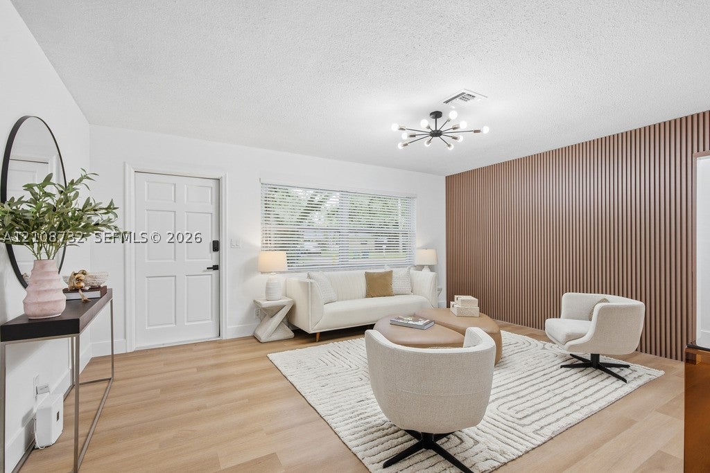 5180 SW 27th Ter