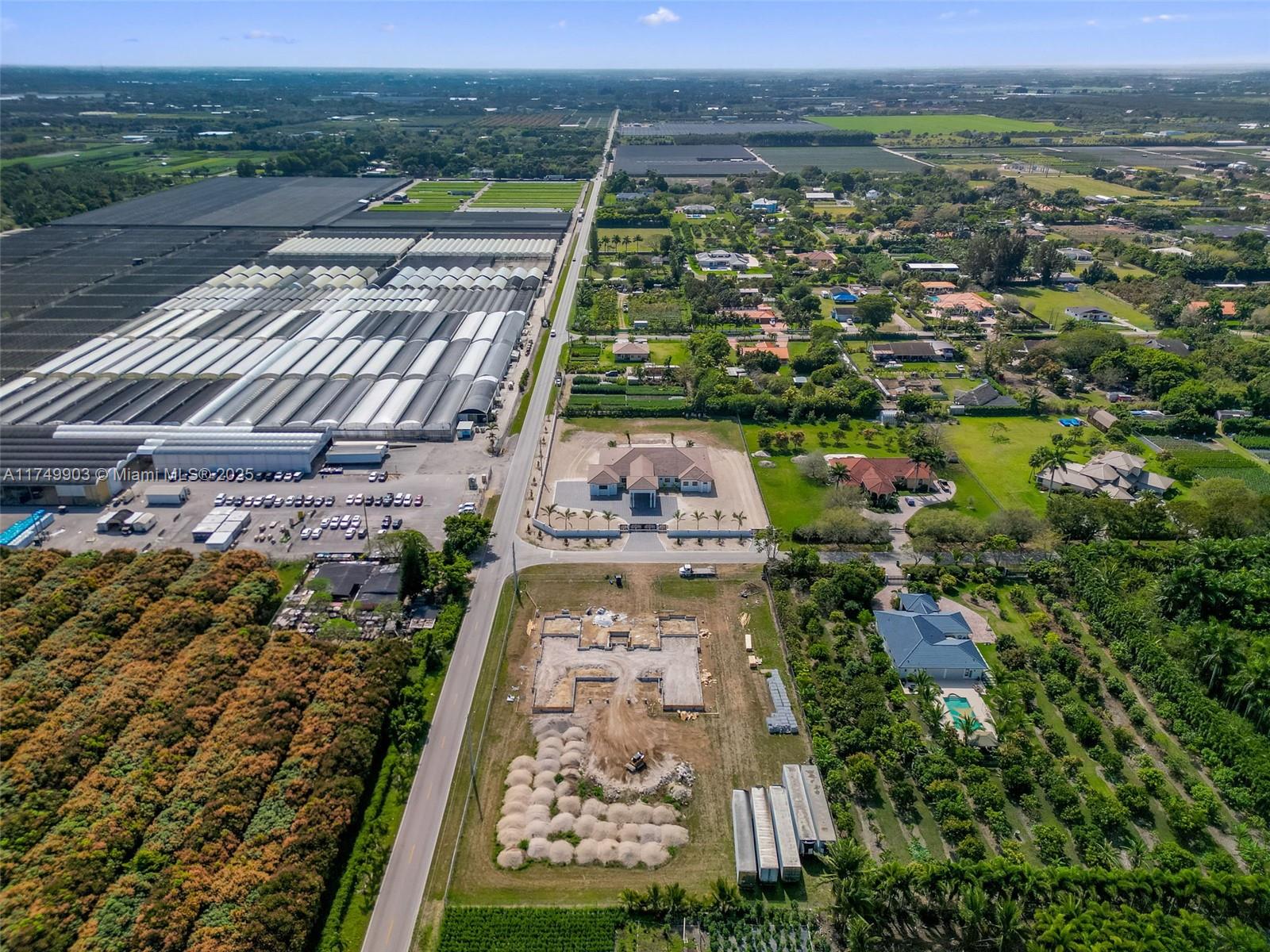NEW HOMES ESTATES - Residential