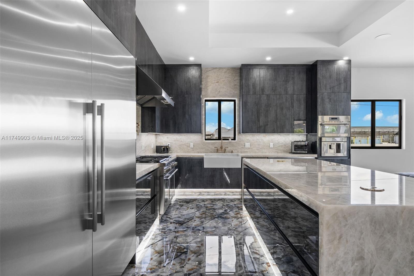 NEW HOMES ESTATES - Residential