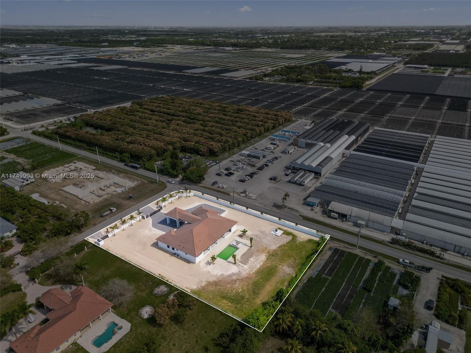 NEW HOMES ESTATES - Residential