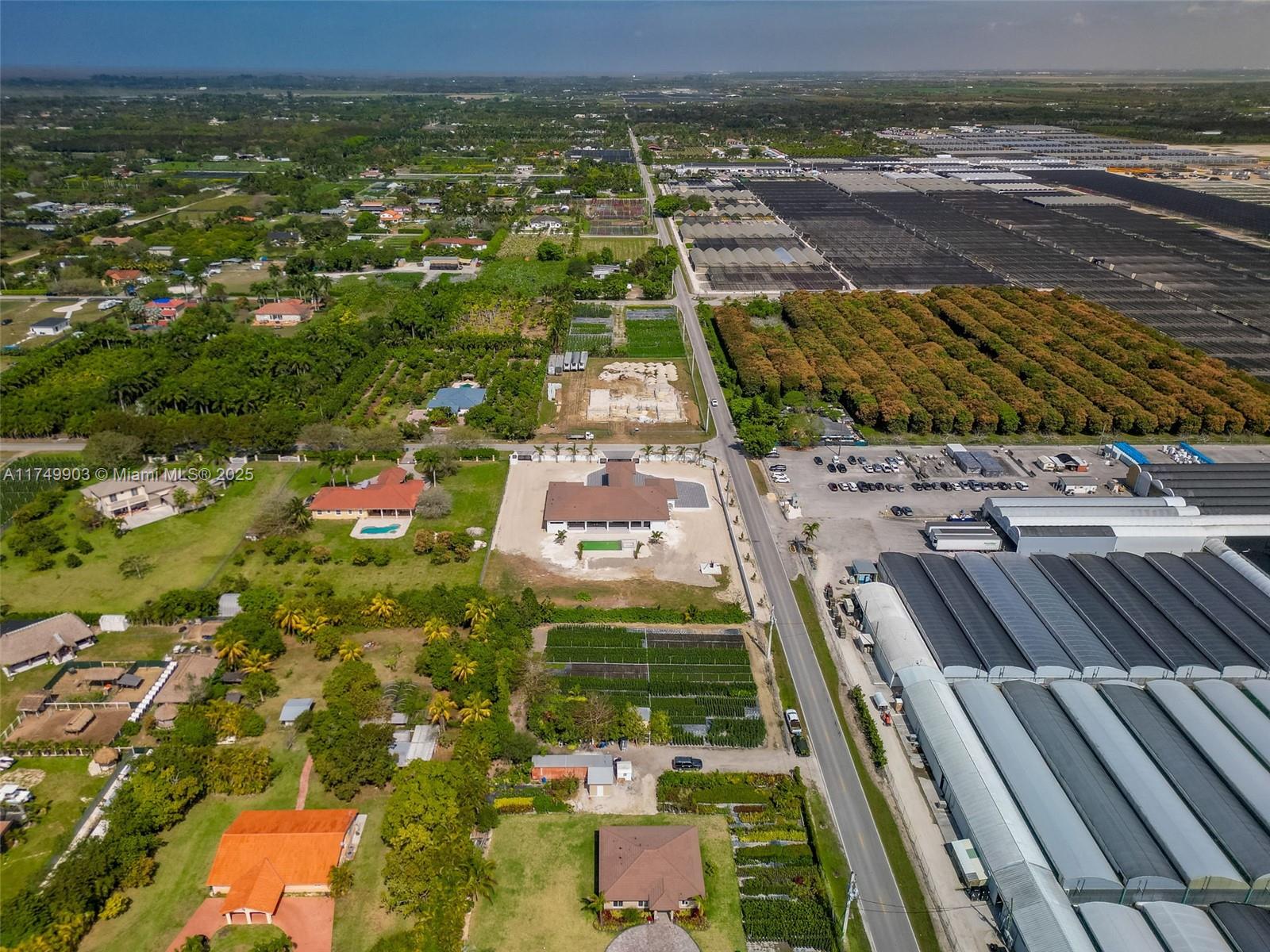 NEW HOMES ESTATES - Residential