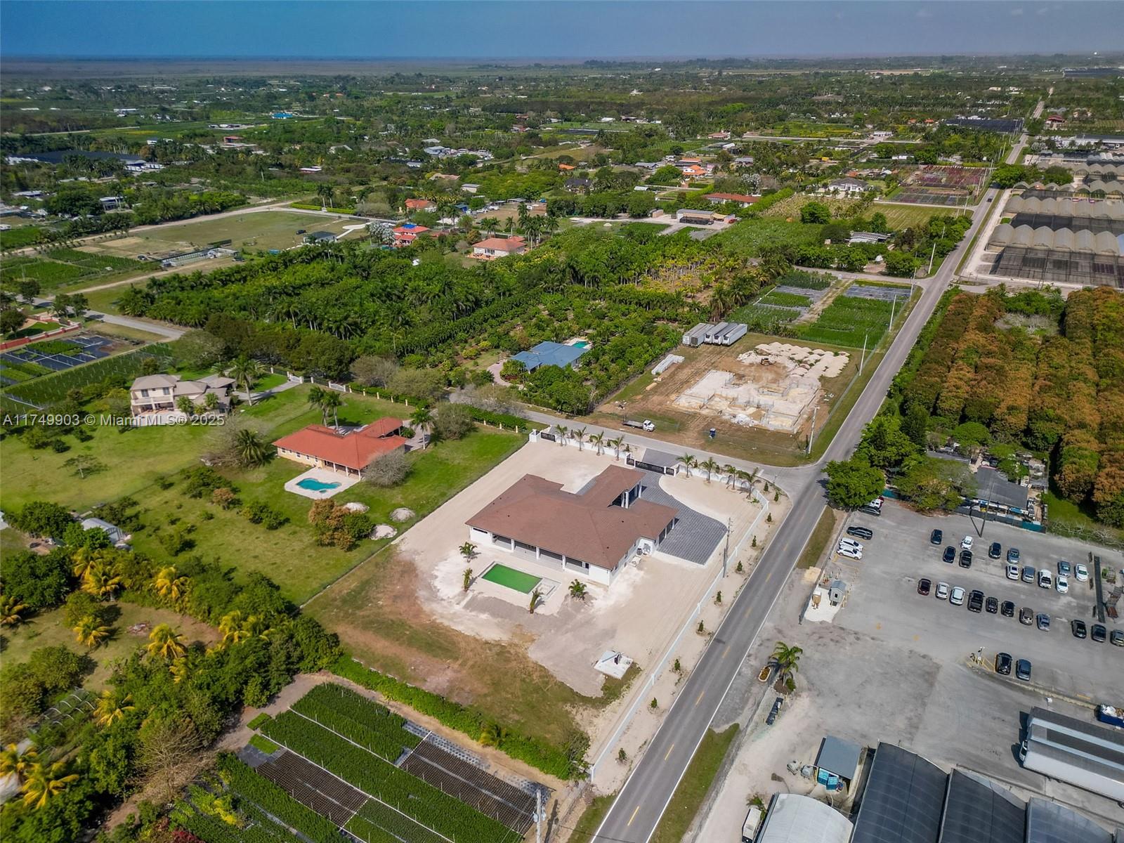 NEW HOMES ESTATES - Residential