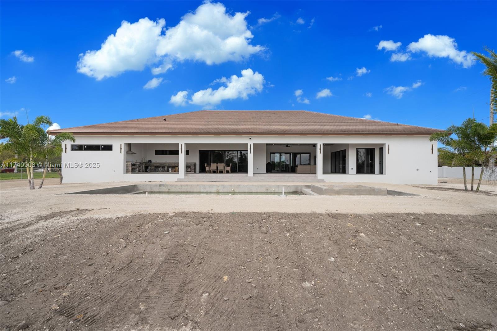 NEW HOMES ESTATES - Residential