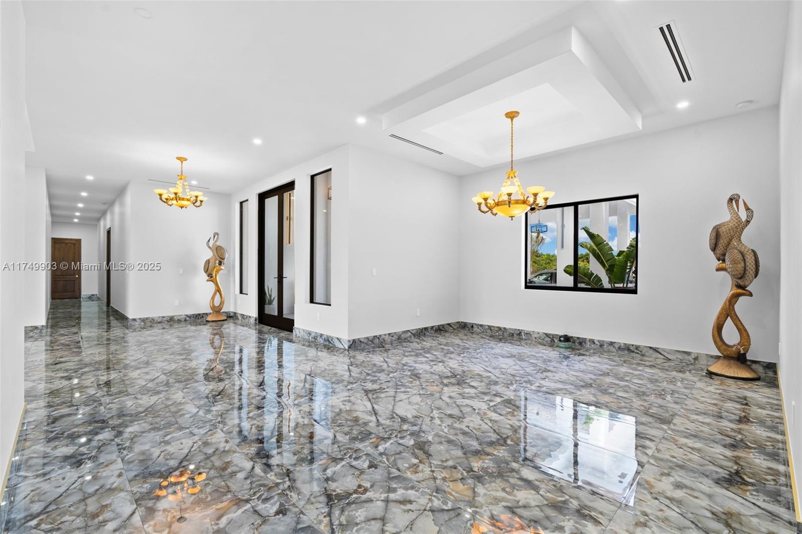 NEW HOMES ESTATES - Residential