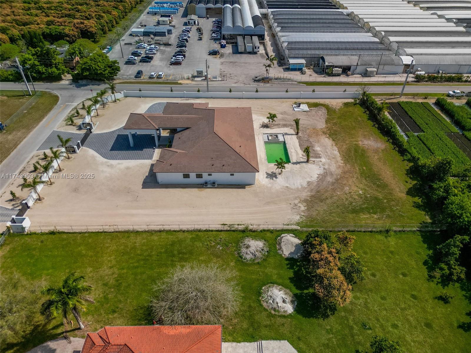 NEW HOMES ESTATES - Residential