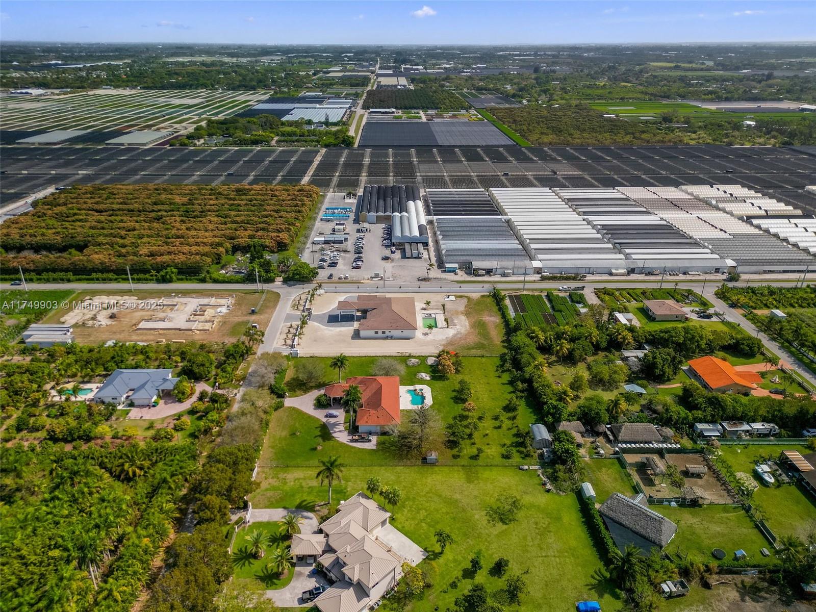 NEW HOMES ESTATES - Residential