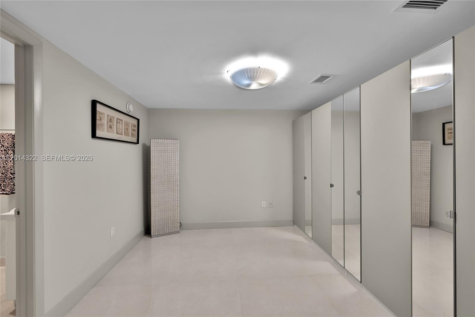 BEACH CLUB THREE CONDO - Residential