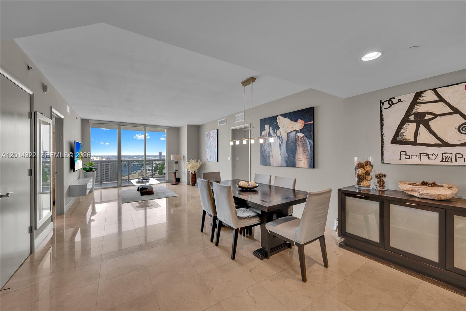1800 S Ocean Dr 2007