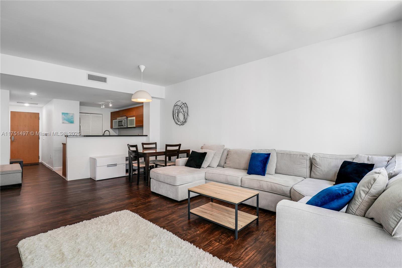 253 NE 2nd St 1706
