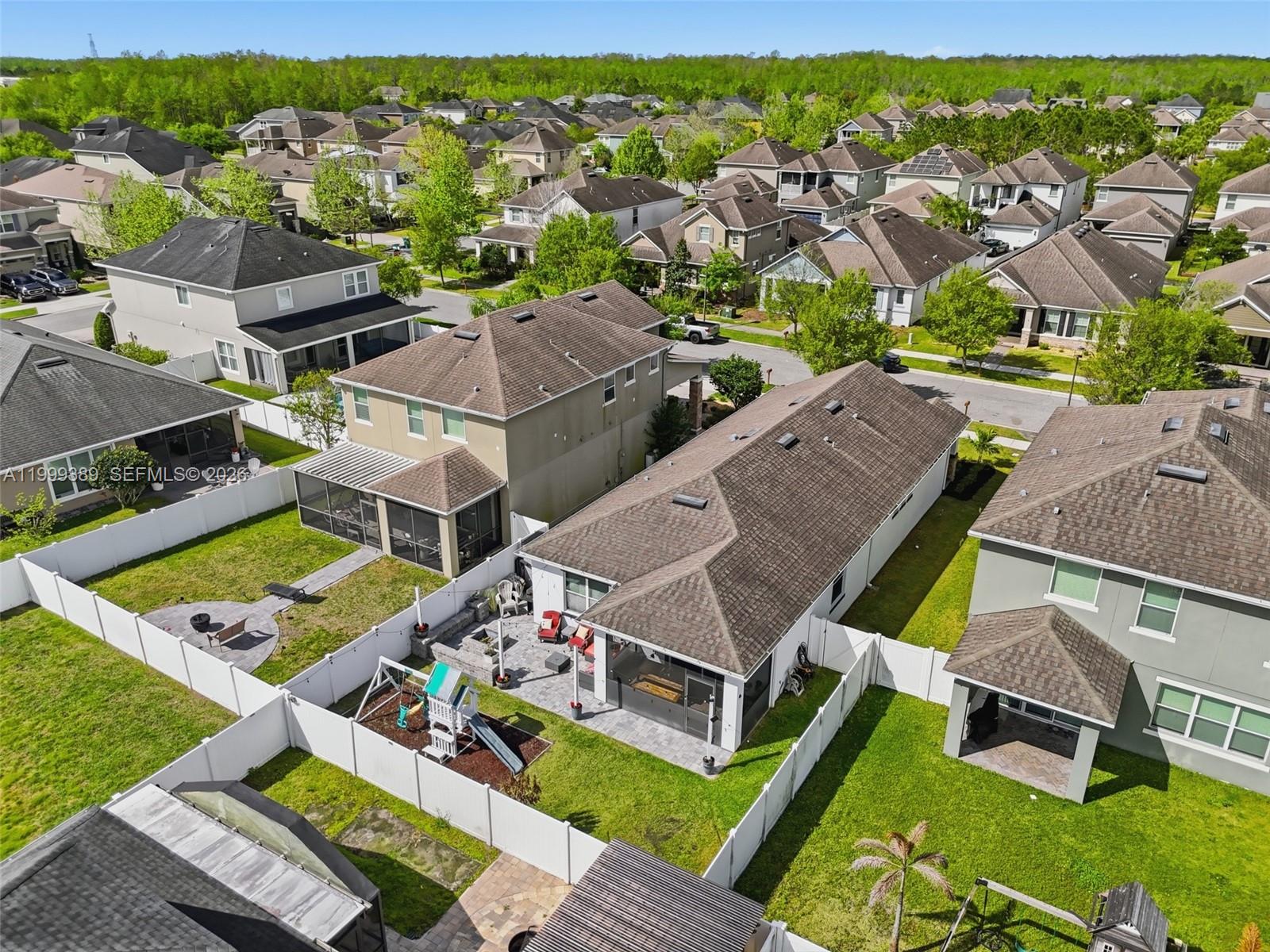 RANDAL PARK - Residential