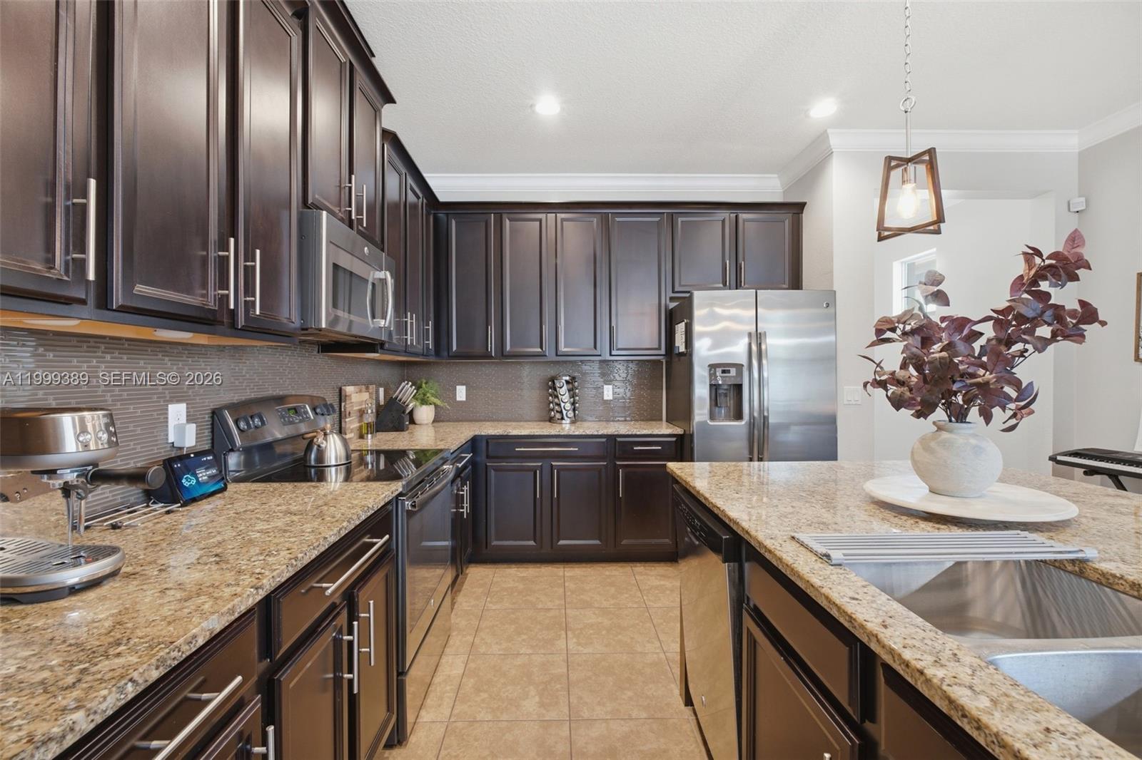 RANDAL PARK - Residential