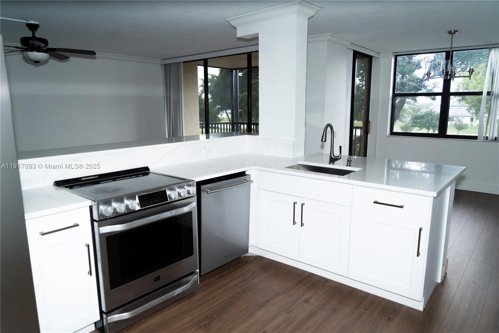 LAKE EMERALD CONDOMINIUM - Residential Lease