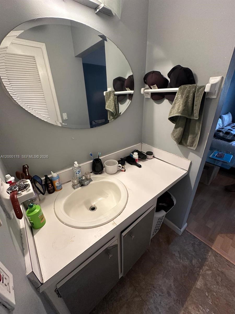 DEERFIELD PINES CONDO - Residential