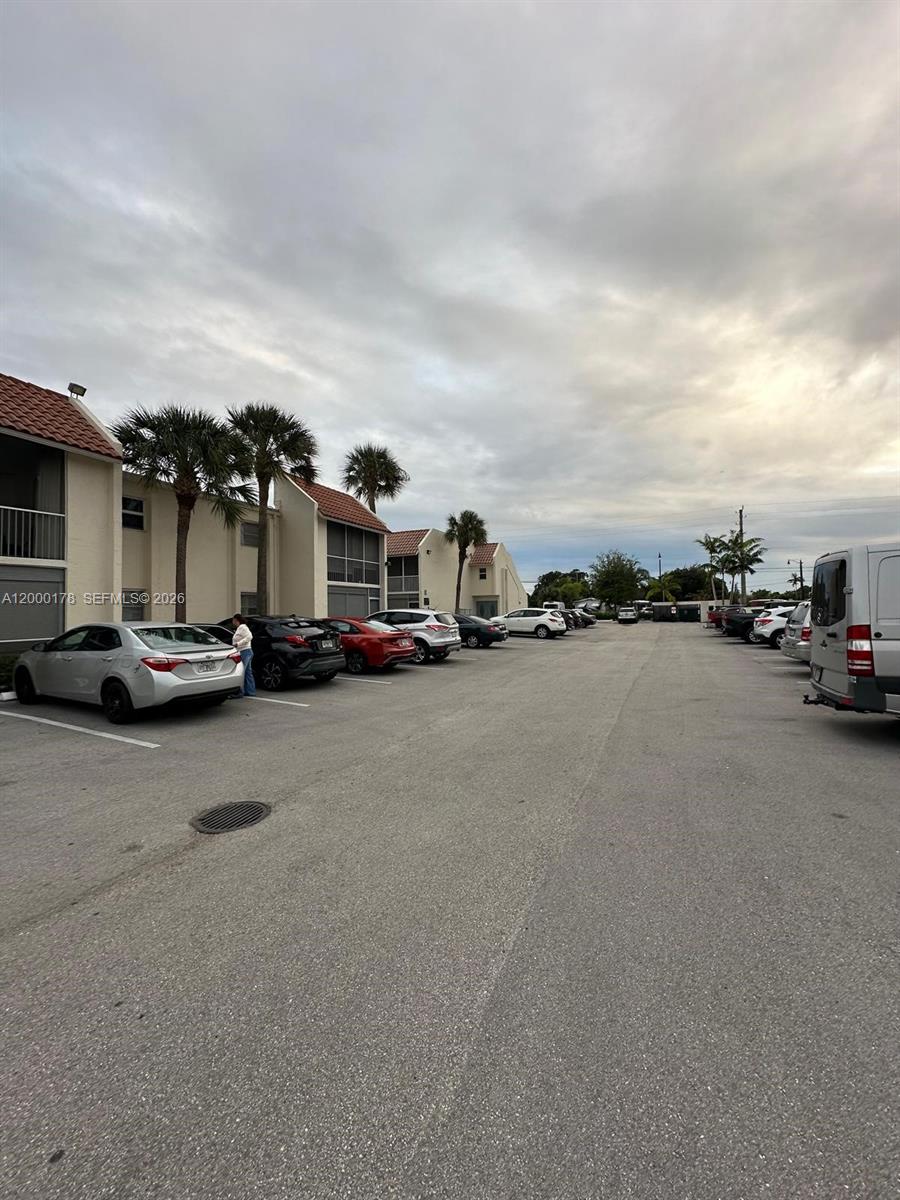 DEERFIELD PINES CONDO - Residential