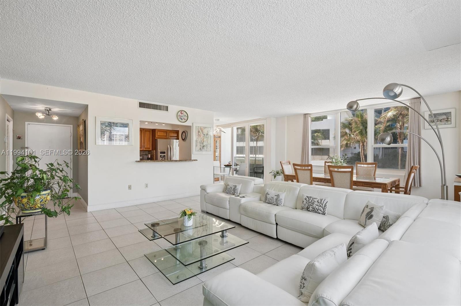 ALEXANDER TOWERS CONDO - Residential