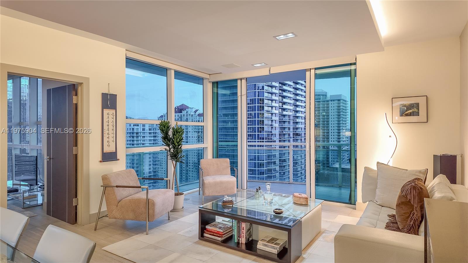 THE PLAZA 901 BRICKELL CO - Residential