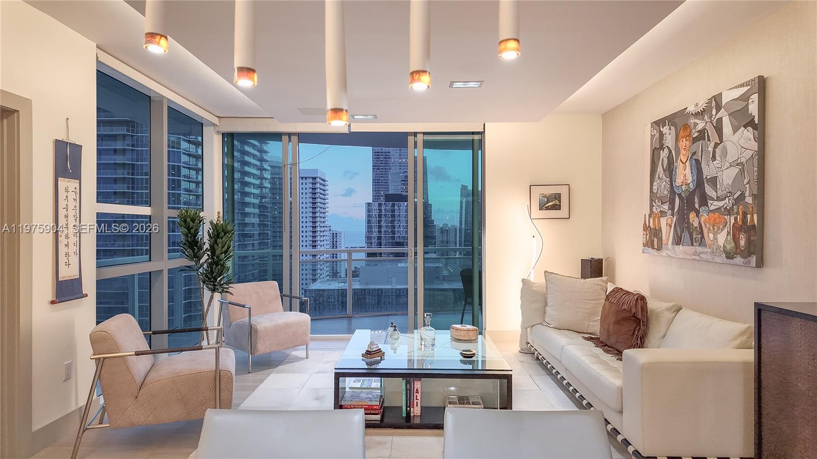 THE PLAZA 901 BRICKELL CO - Residential