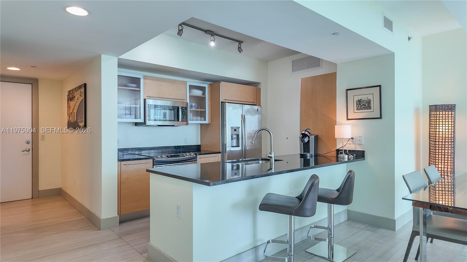 THE PLAZA 901 BRICKELL CO - Residential