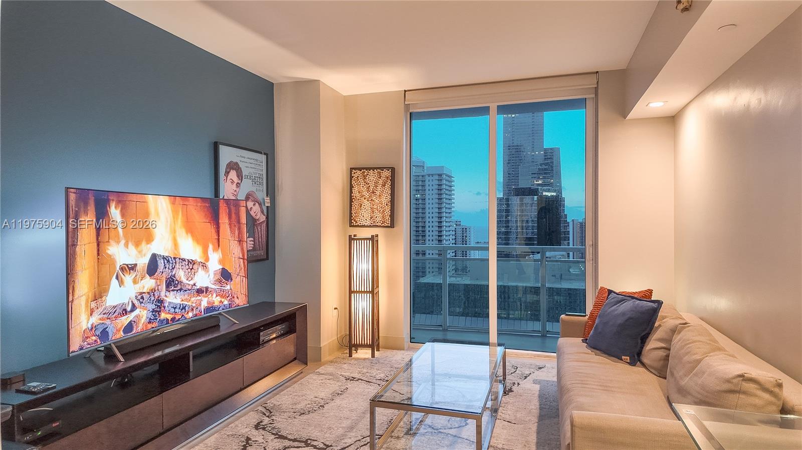 THE PLAZA 901 BRICKELL CO - Residential