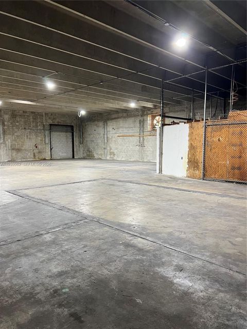 7278 NW 70th St Miami FL 33166