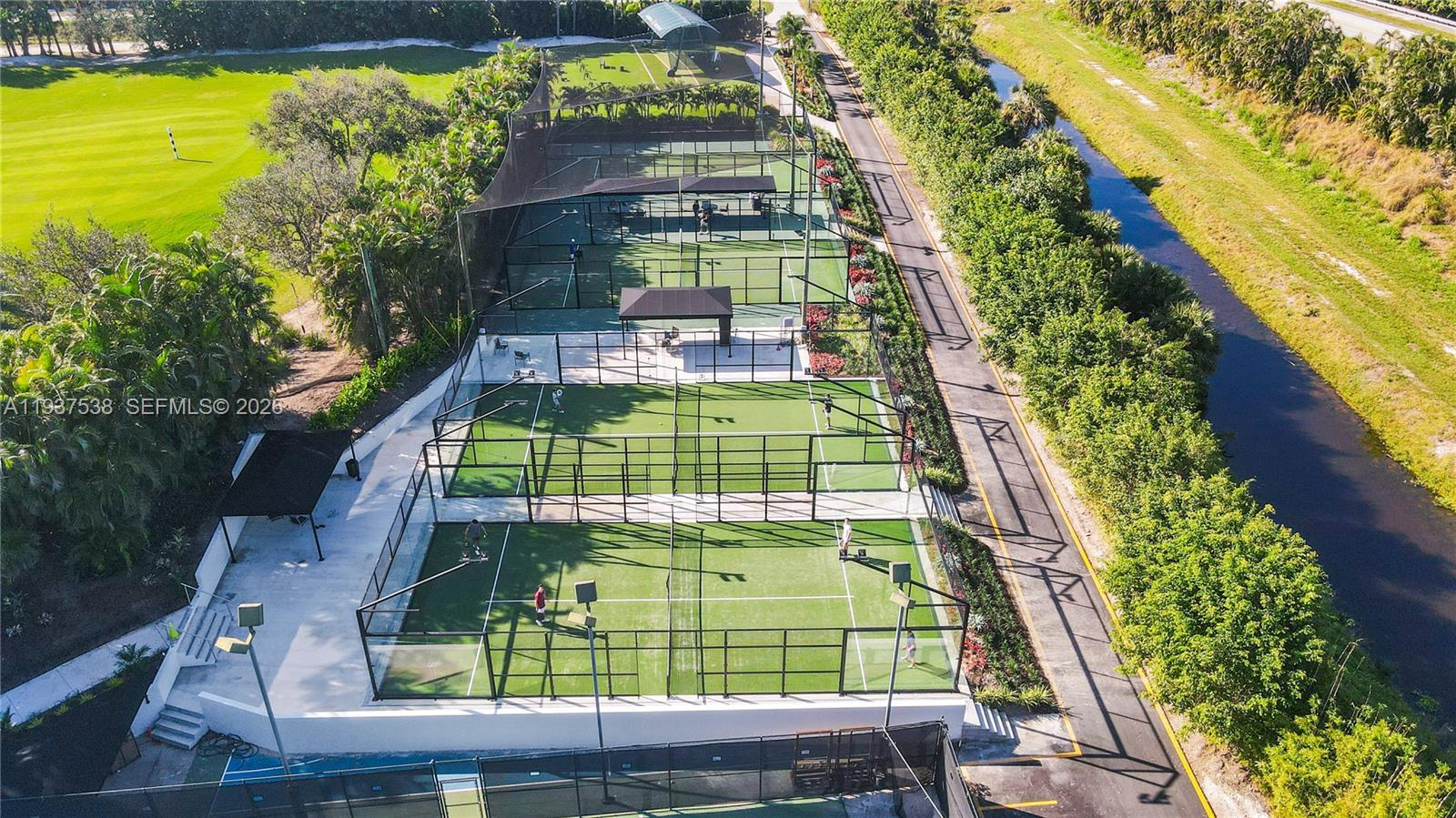 ADDISON RESERVE PARS 1 AN - Residential