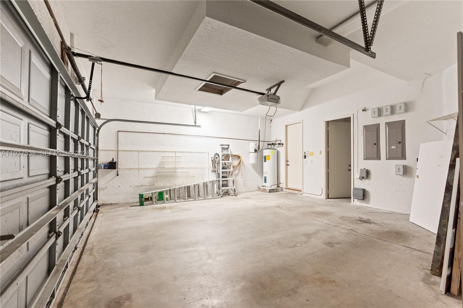 ADDISON RESERVE PARS 1 AN - Residential