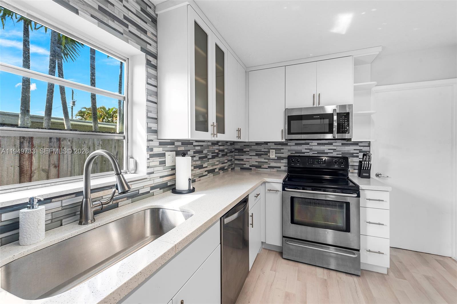 NORTH ANDREWS GARDENS FIR - Residential