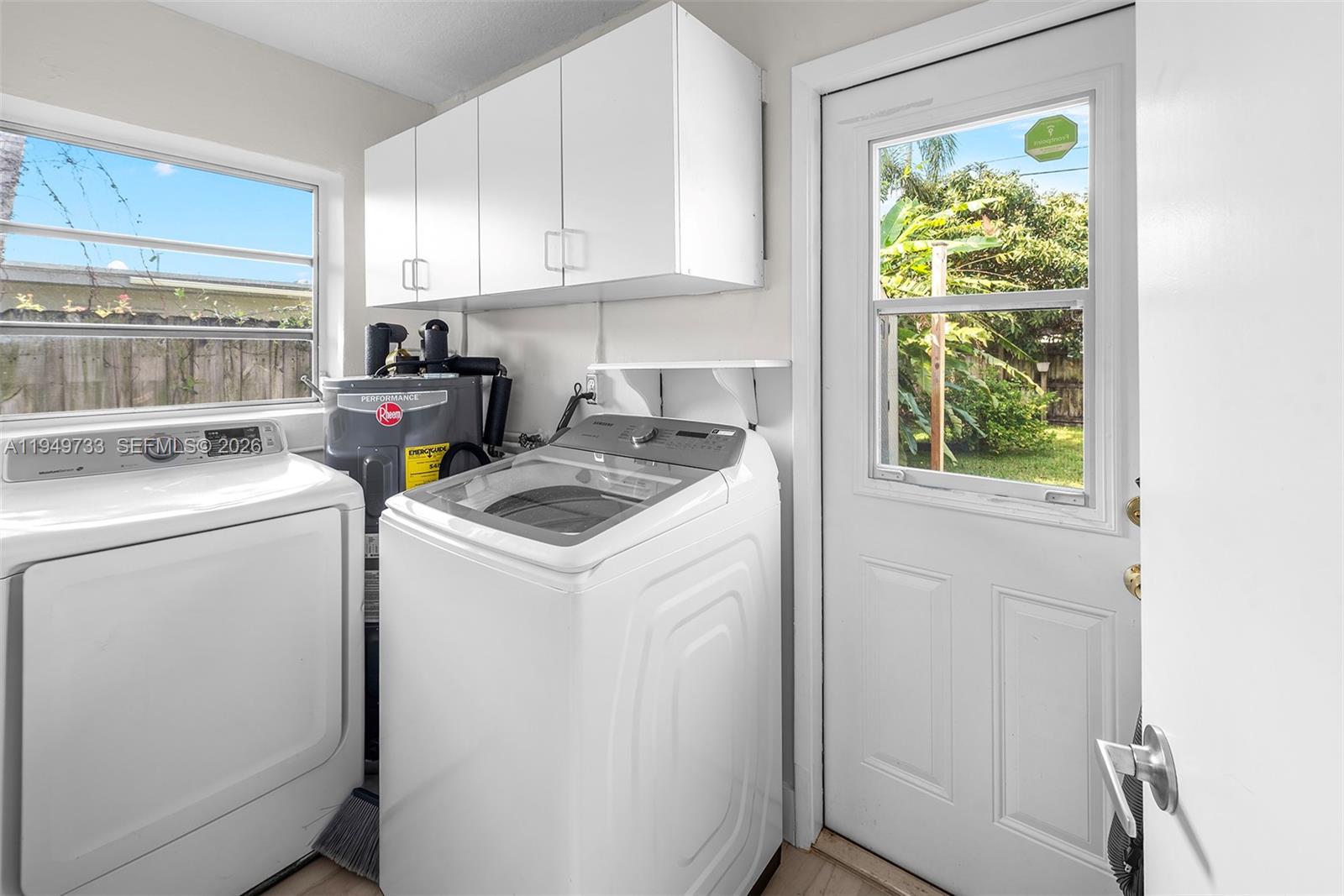 NORTH ANDREWS GARDENS FIR - Residential