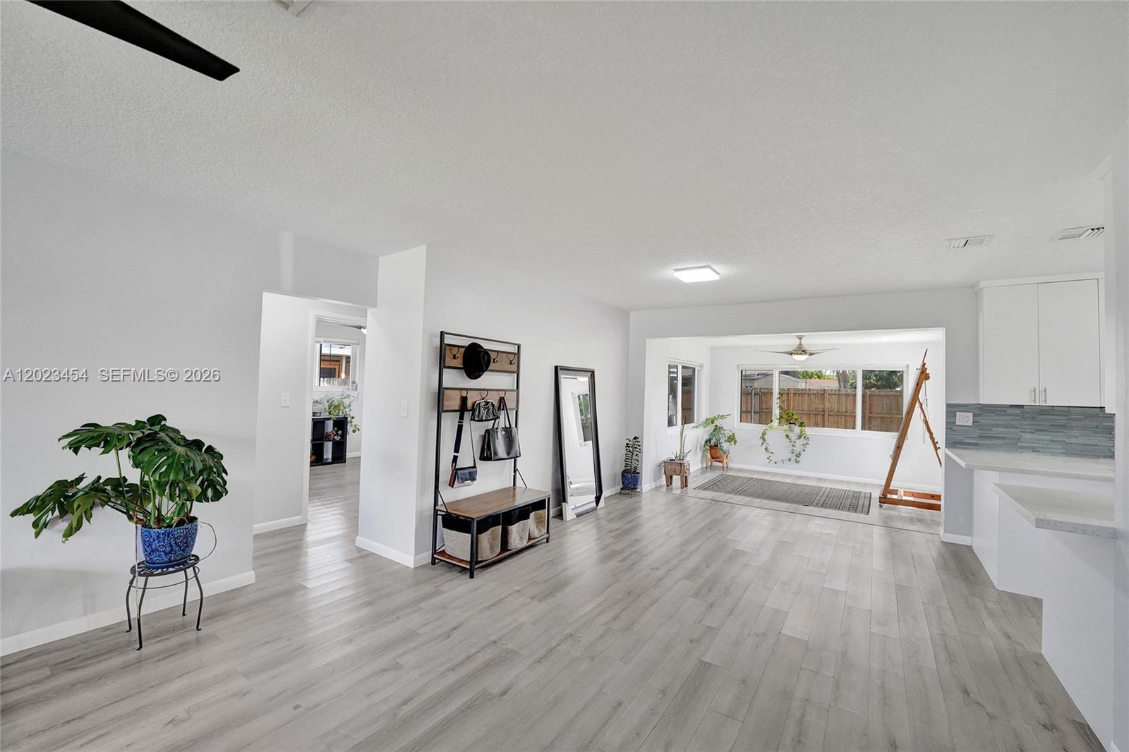 PARK ROAD MANOR - Residential