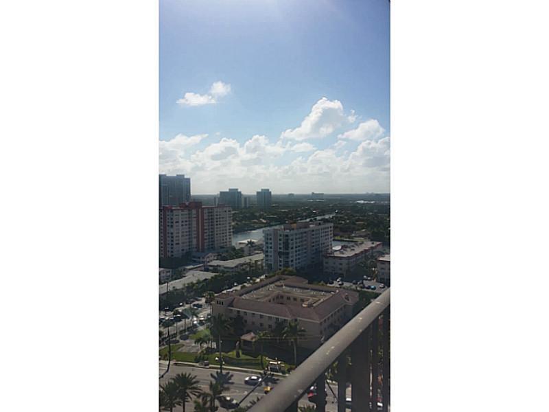 PARKER PLAZA ESTATES COND - Residential Lease
