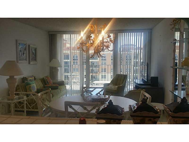 PARKER PLAZA ESTATES COND - Residential Lease