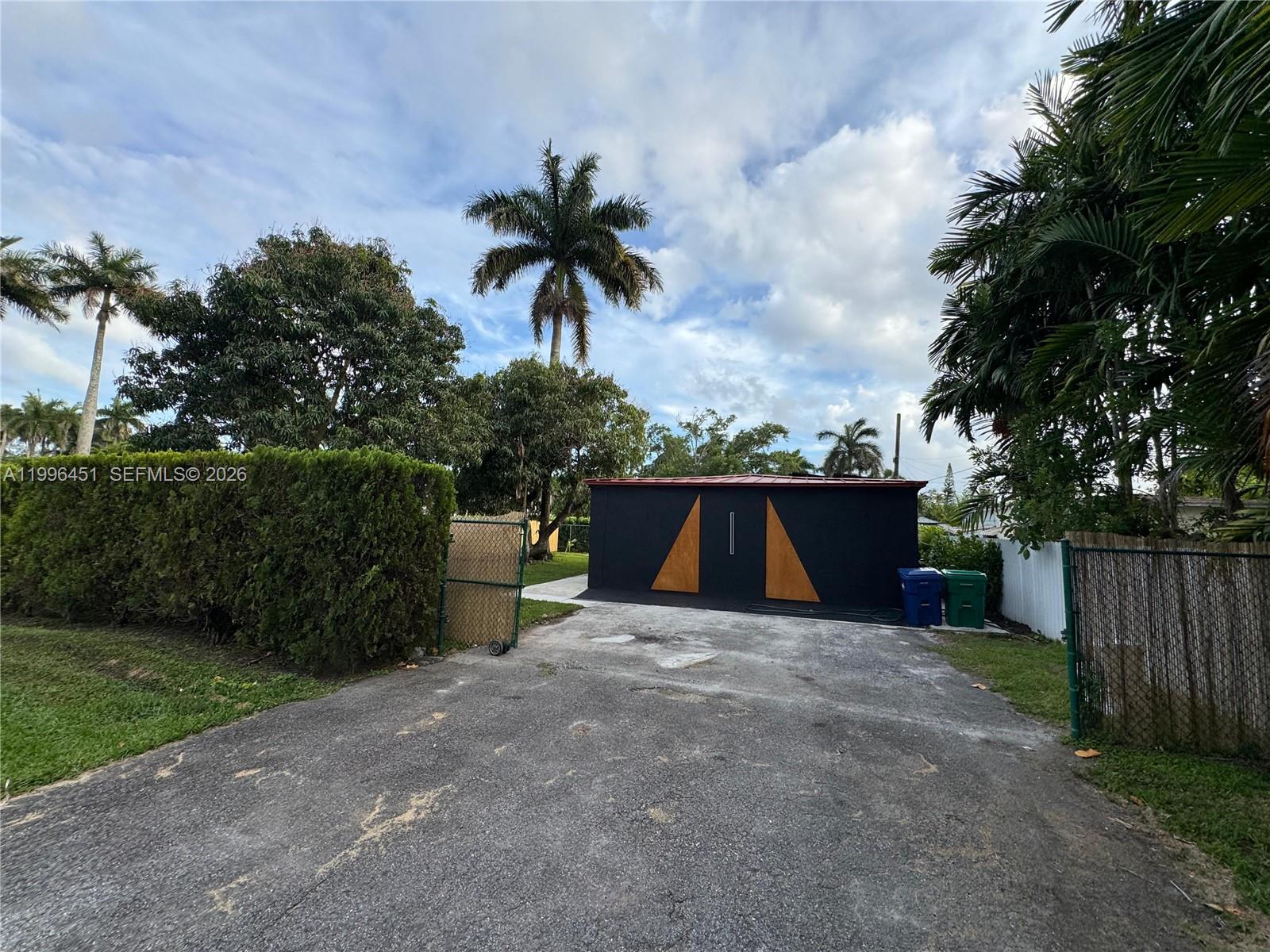 14240 S Biscayne River Rd 2