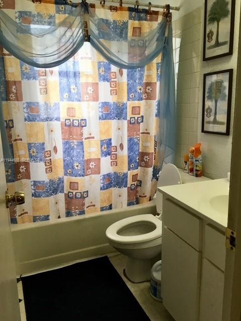 PINE RDGE ESTATES - Residential