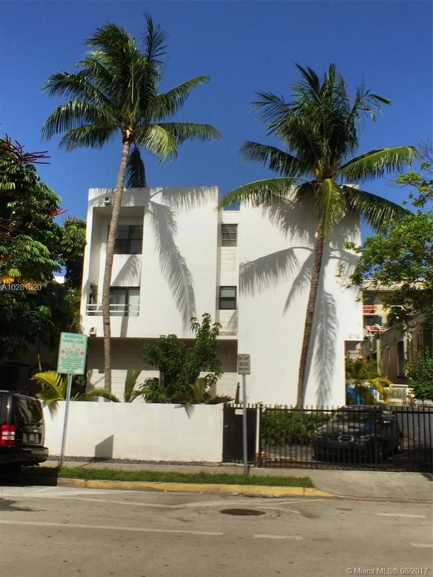 Charming and fully furnished one bedroom and 1 bathroom condo with one covered & gated parking space located in the heart of South Beach. This residence features ceramic tile floors, central a/c, ample closet space, updated kitchen and Jacuzzi style tub. Located in a great neighborhood and just blocks from the beach this lovely well maintained boutique condo building has secured entry, elevator and washer/dryer on site.