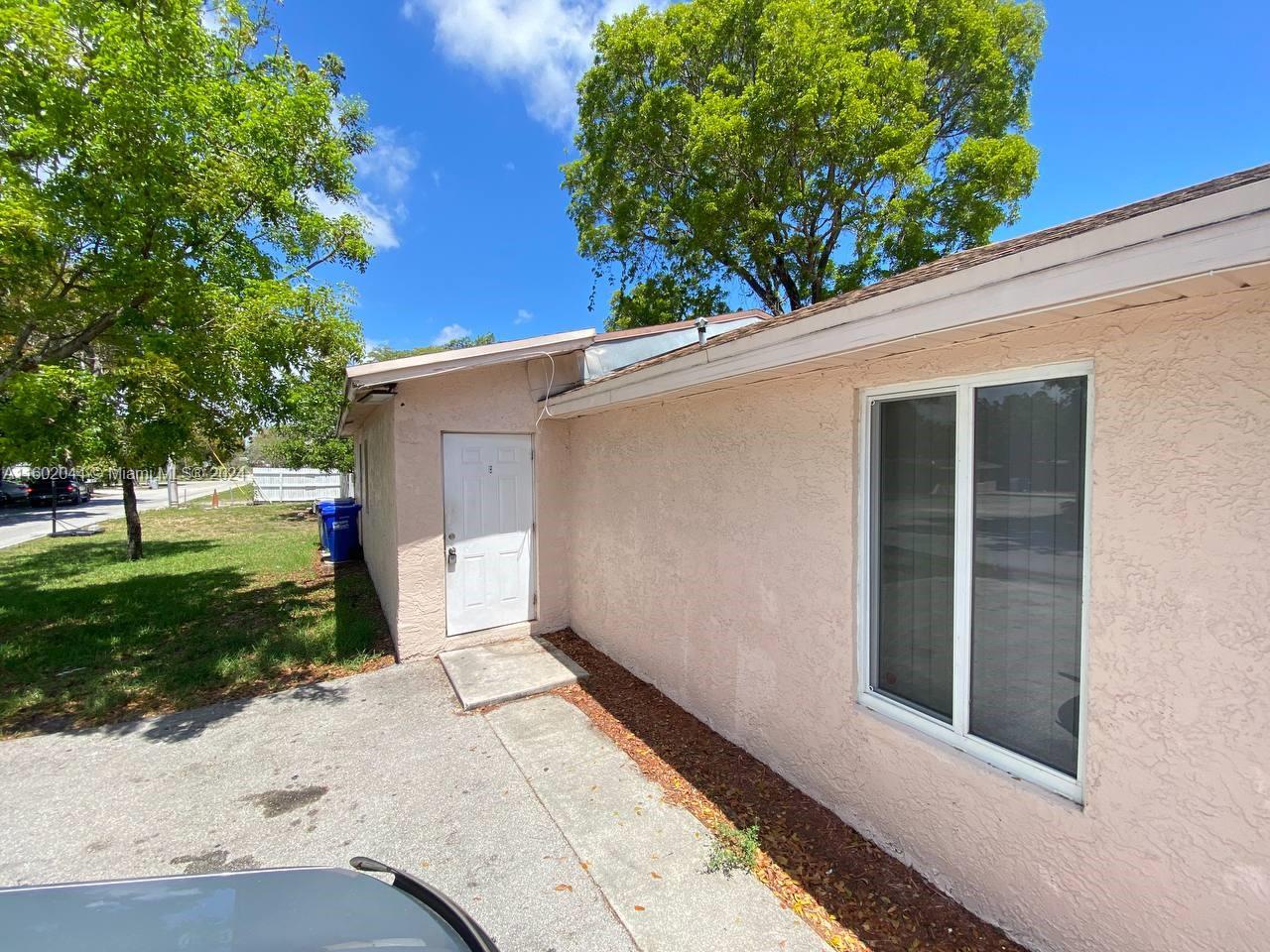 141 NW 10th St