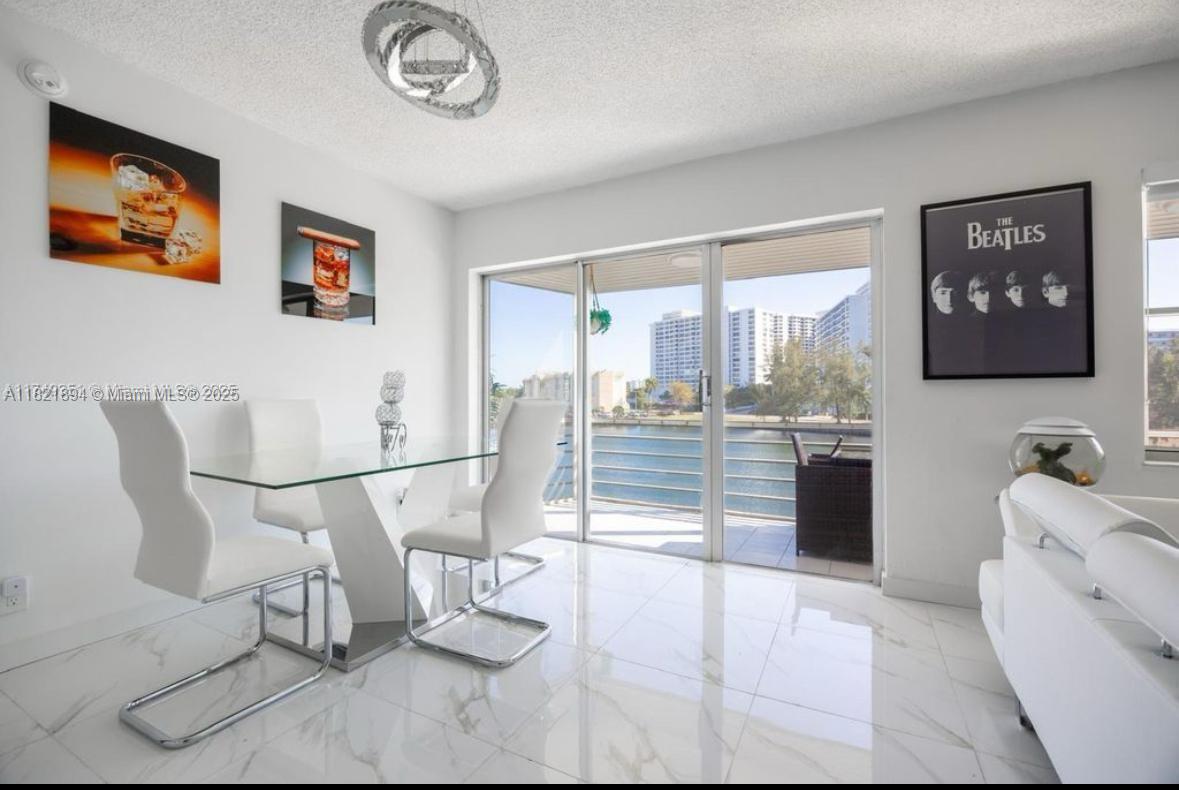 400 Diplomat Pkwy 302