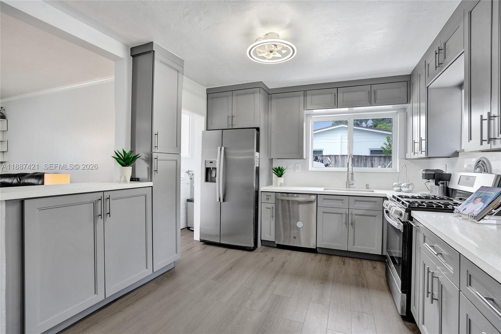 WHISPERING PINES EST SEC - Residential