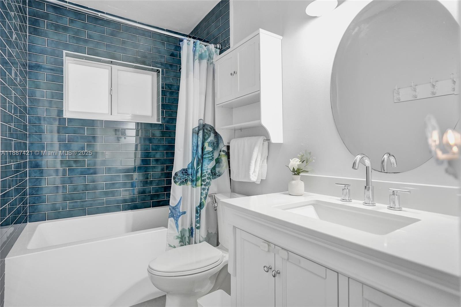 WHISPERING PINES EST SEC - Residential