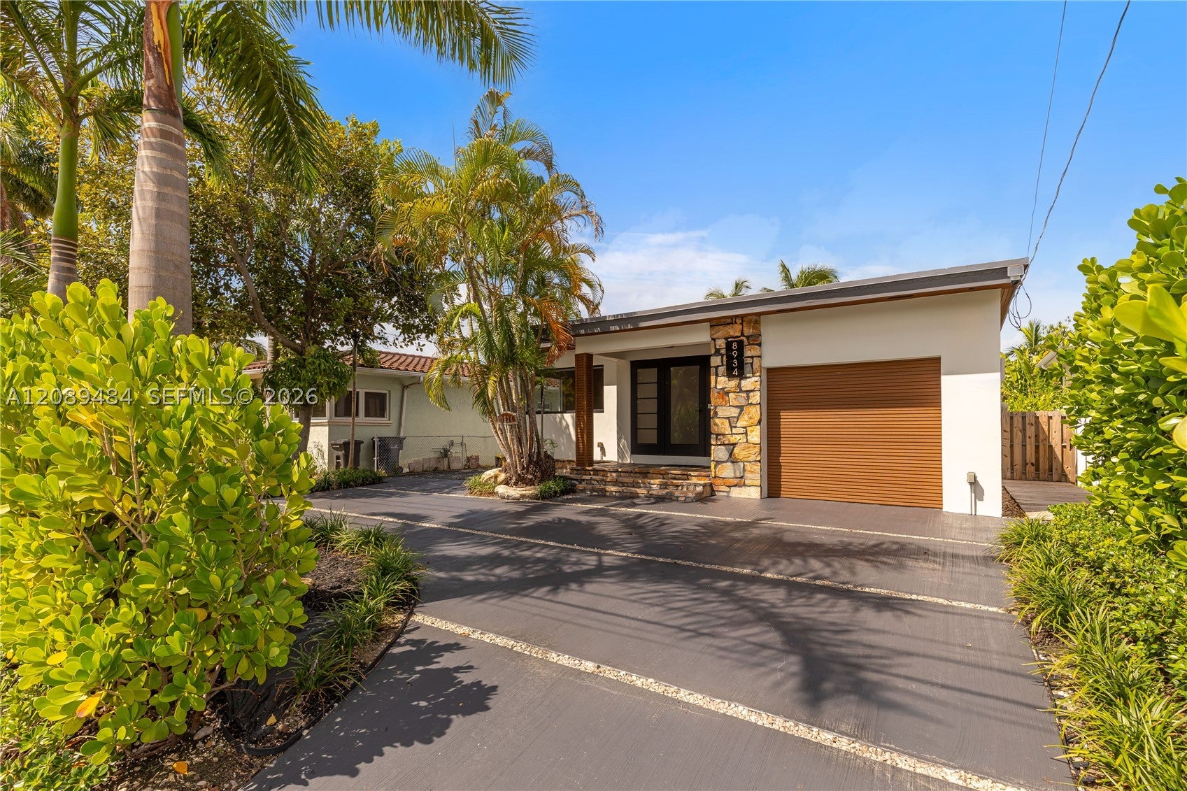 View photos, virtual tours, details... 8934 Hawthorne Ave