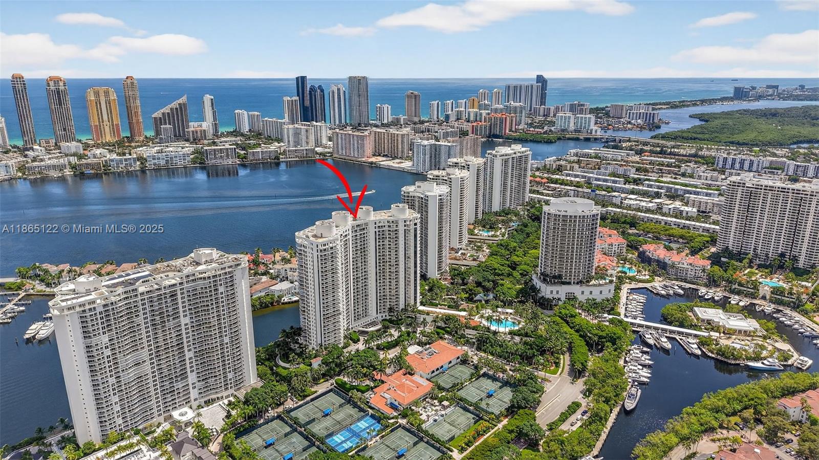 BELLAMARE @ WILLIAMS ISLA - Residential