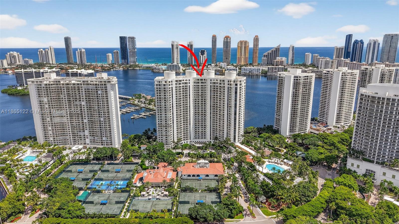 BELLAMARE @ WILLIAMS ISLA - Residential