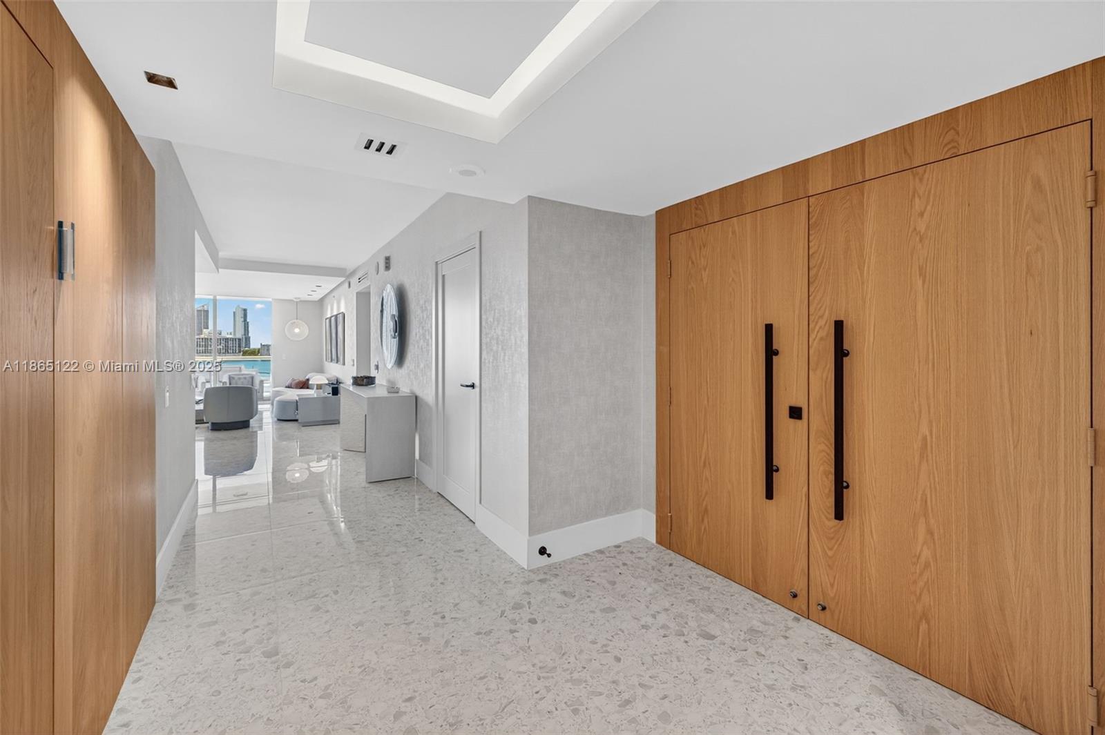 BELLAMARE @ WILLIAMS ISLA - Residential