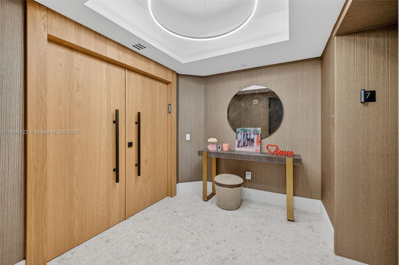 BELLAMARE @ WILLIAMS ISLA - Residential