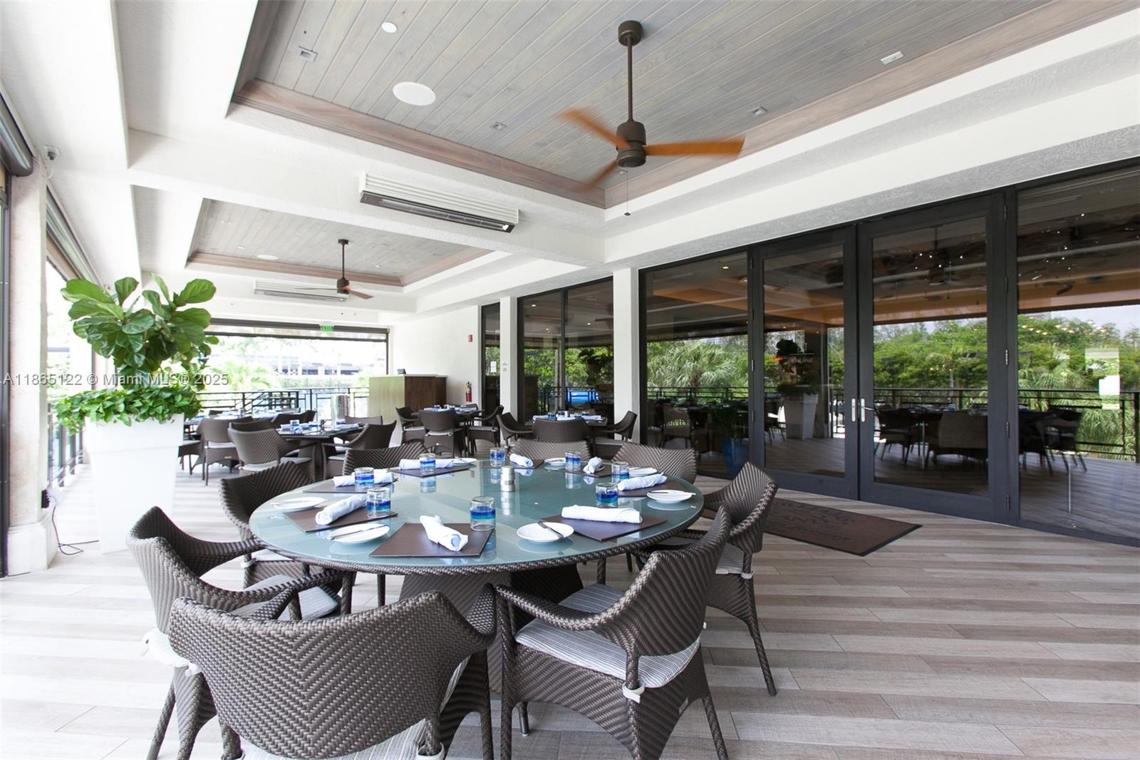 BELLAMARE @ WILLIAMS ISLA - Residential